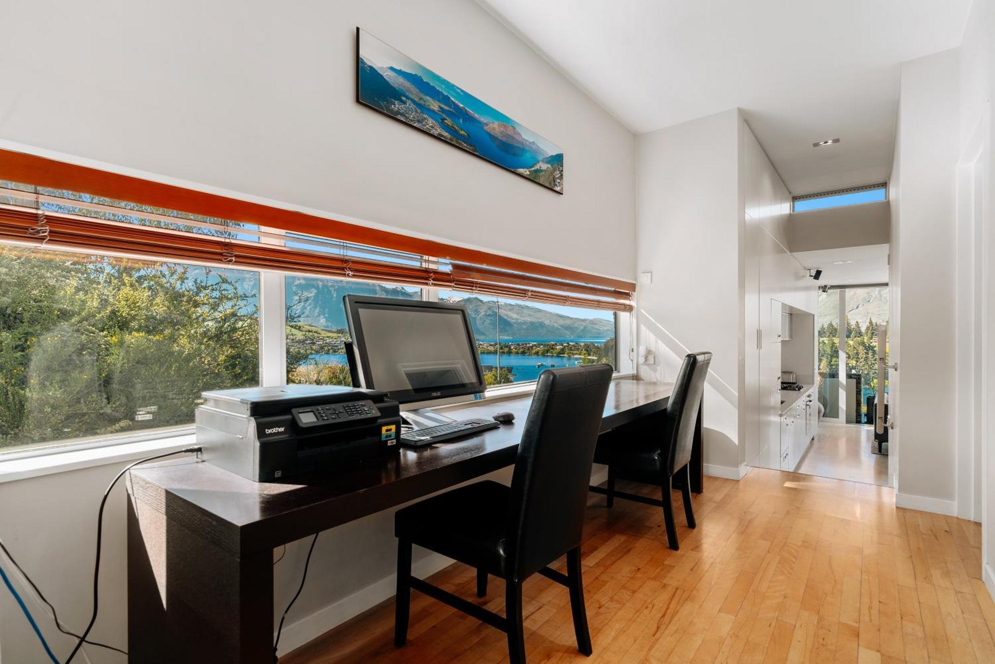Modern Executive Living In Pounamu Queenstown Exterior foto
